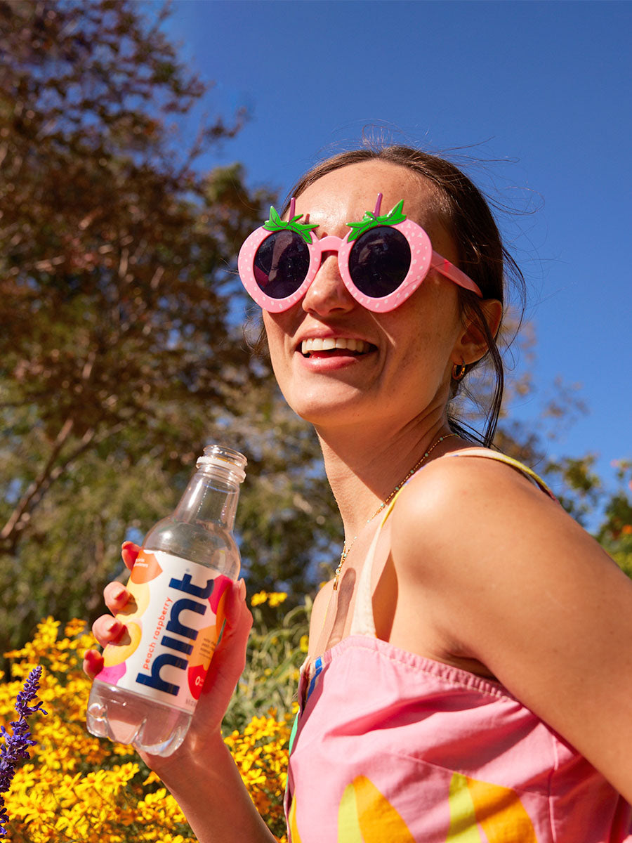 peach raspberry hint® water